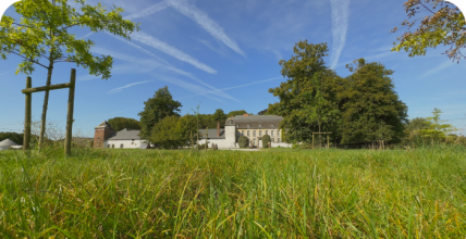 Plan large sur la Ferme de Warelles